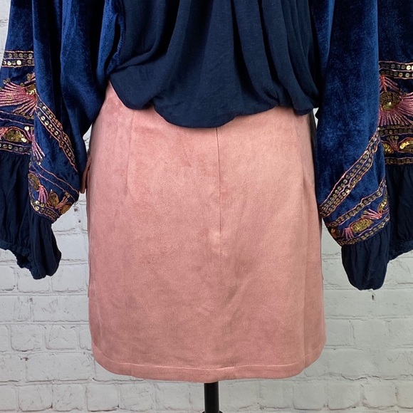 Fantastic Fawn Pink Faux Suede Lace Up Mini Skirt - Picture 2 of 2